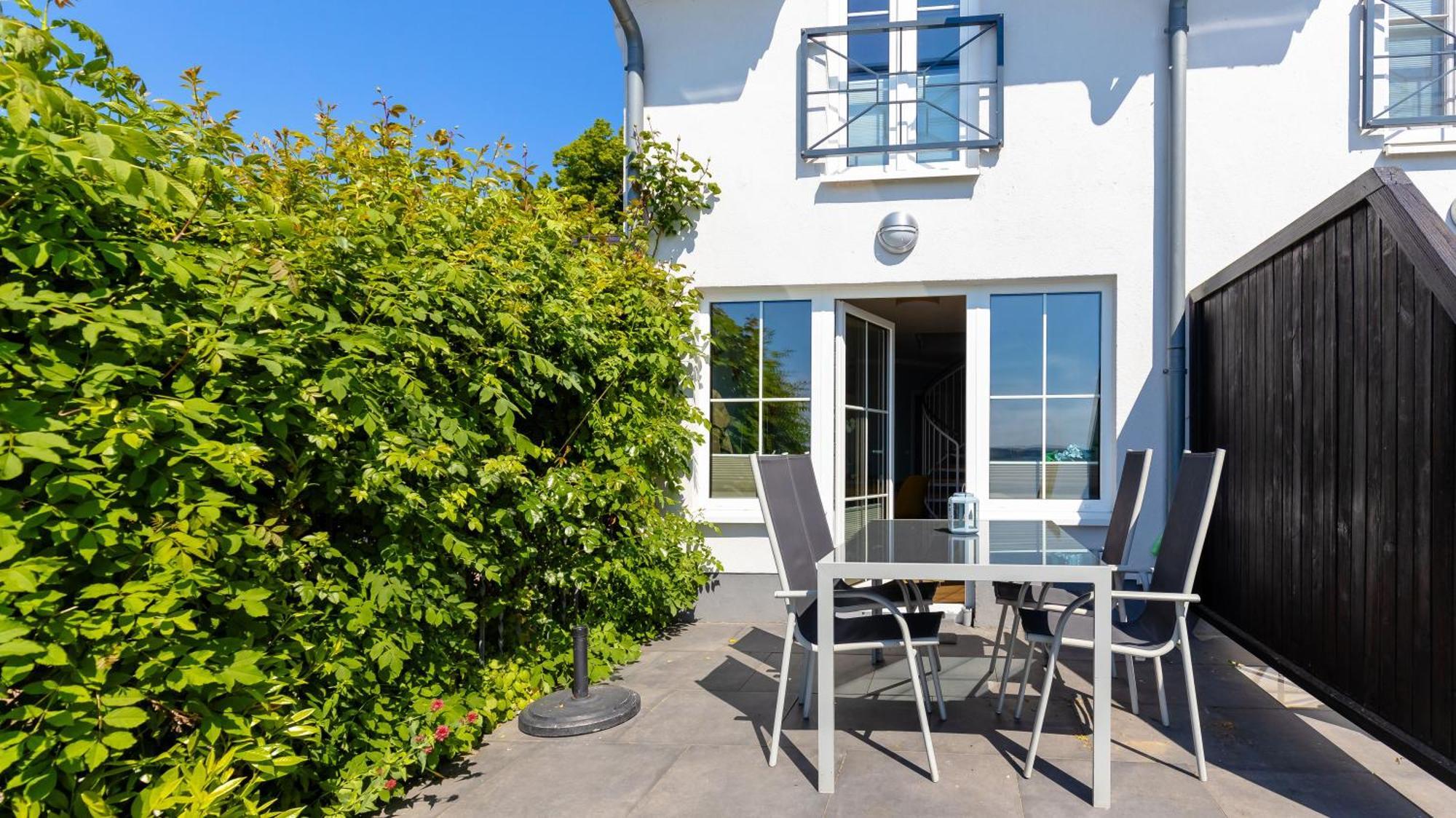 Haus Seeblick Mit 9 Wohnungen Alt Reddevitz Экстерьер фото